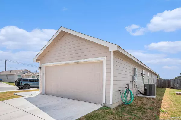 13802 Ostrich, San Antonio, TX 78252