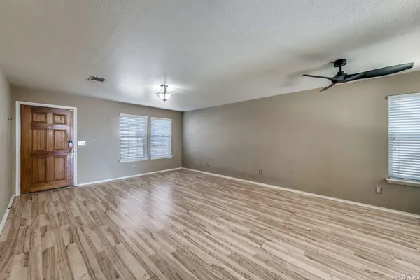 11138 Dublin Ldg, San Antonio, TX 78254