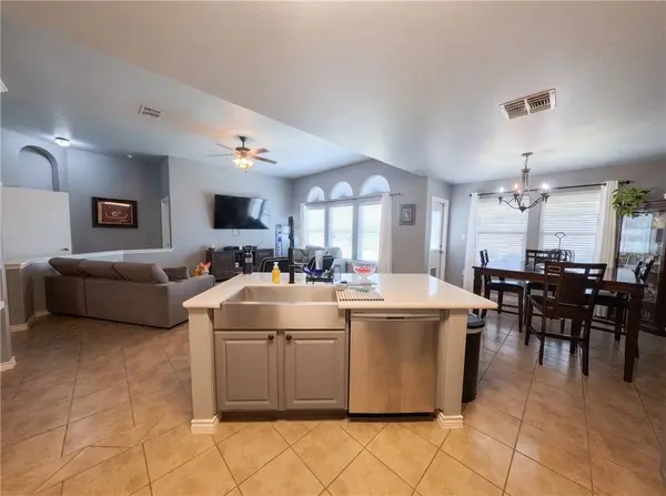 3805 Los Arroyos DR, Corpus Christi, TX 78414