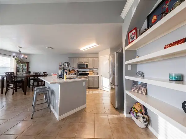 3805 Los Arroyos DR, Corpus Christi, TX 78414