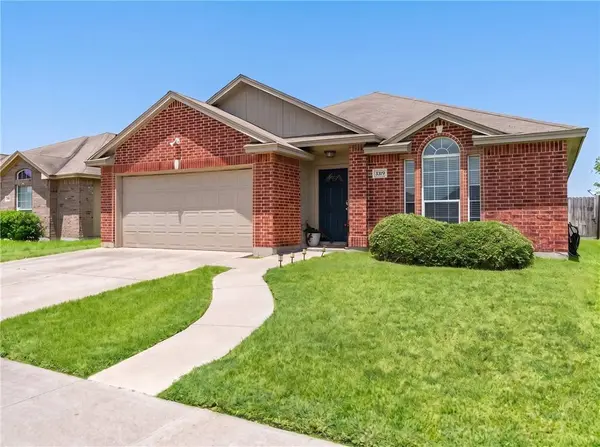3805 Los Arroyos DR, Corpus Christi, TX 78414