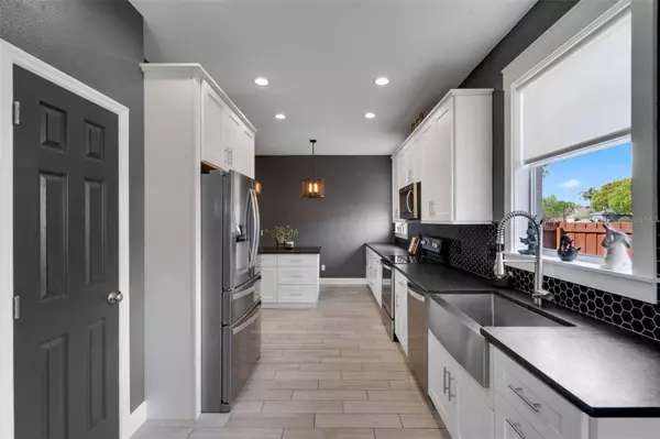 13214 TRIPHAMMER WAY, Orlando, FL 32828