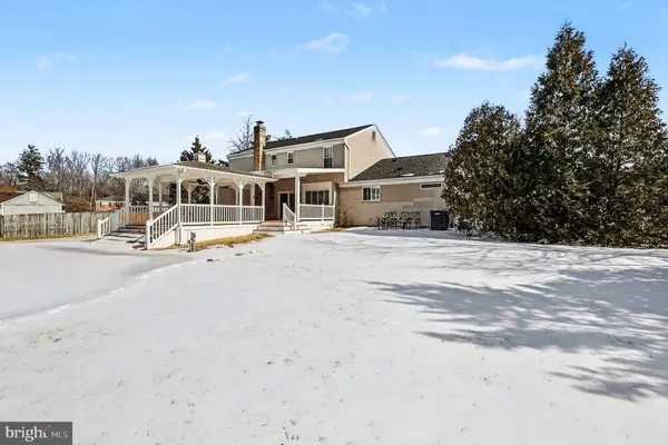 2525 GREEN PINE CT, Waldorf, MD 20601