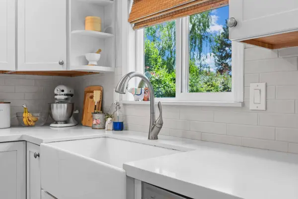 6545 miles ln, Carmichael, CA 95608
