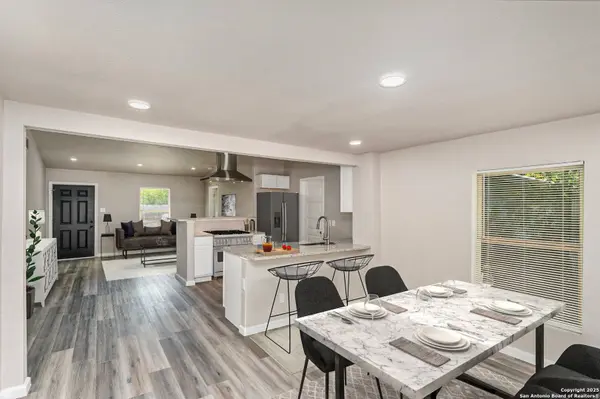7038 Apple Valley, San Antonio, TX 78242