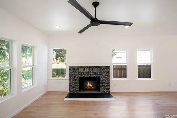 1645 MAGNOLIA AVE, San Antonio, TX 78201-5443