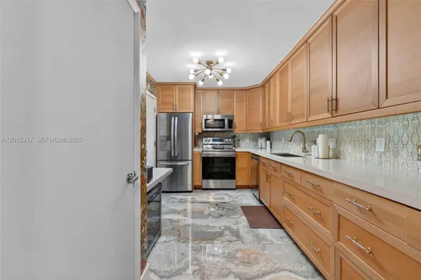 1880 S Ocean Dr #705, Hallandale Beach, FL 33009