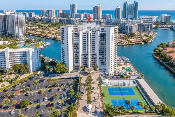 300 Three Islands Blvd #207, Hallandale Beach, FL 33009