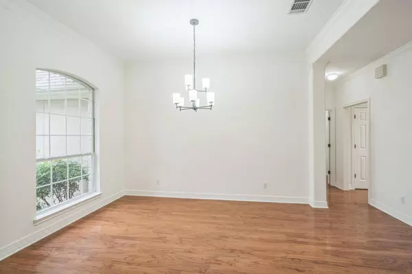 102 Ridgemont CT, Georgetown, TX 78628