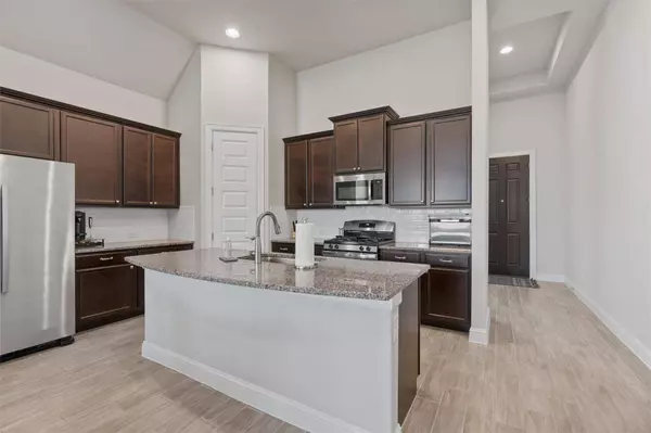 2305 Base Burner PATH, Leander, TX 78641