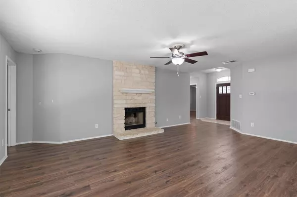 913 Dover PASS, Cedar Park, TX 78613