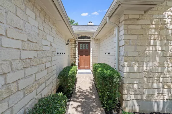 913 Dover PASS, Cedar Park, TX 78613