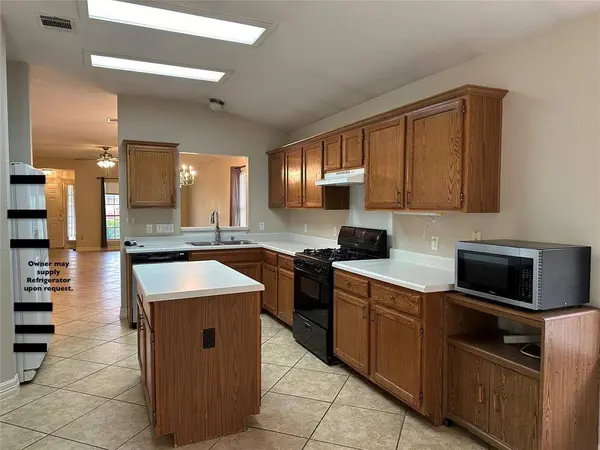 706 Luke LN, Leander, TX 78641