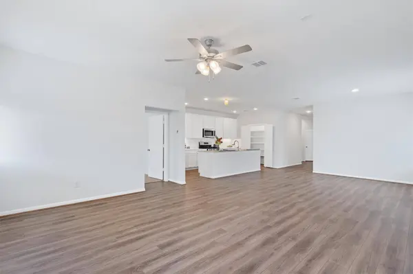 249 Crystal Brook DR, Liberty Hill, TX 78642