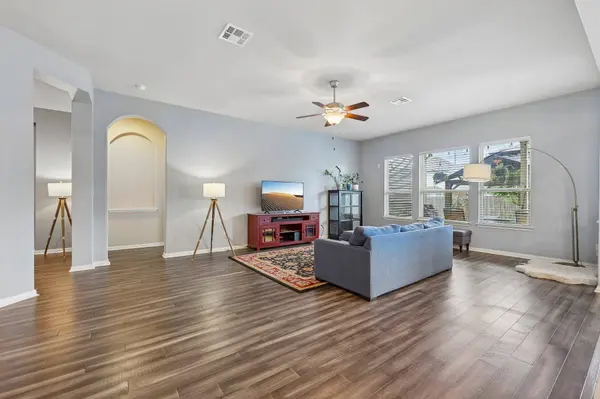 5852 Parma ST, Round Rock, TX 78665
