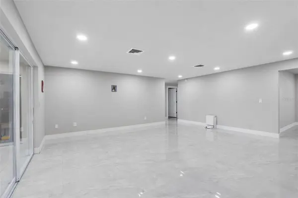 7032 MORNINGSTAR LN, New Port Richey, FL 34652