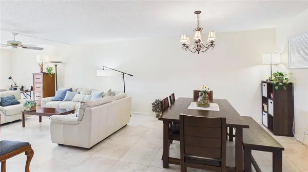 381 S HOLLYBROOK DR #106, Pembroke Pines, FL 33025