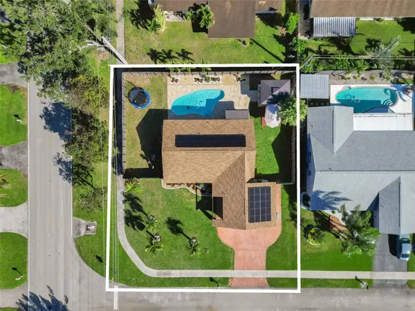 4950 NW 85th TER, Lauderhill, FL 33351