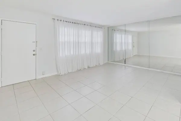 13155 SW 7TH CT #103E, Pembroke Pines, FL 33027