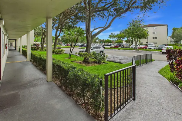 13155 SW 7TH CT #103E, Pembroke Pines, FL 33027