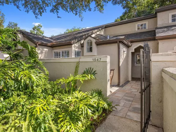 1547 FARRINDON CIR #1547, Lake Mary, FL 32746