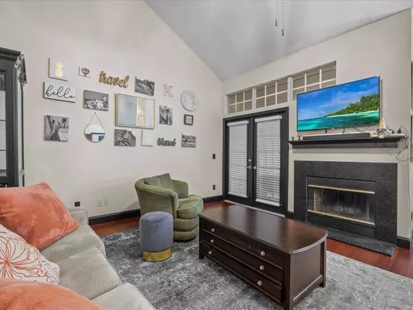 1547 FARRINDON CIR #1547, Lake Mary, FL 32746