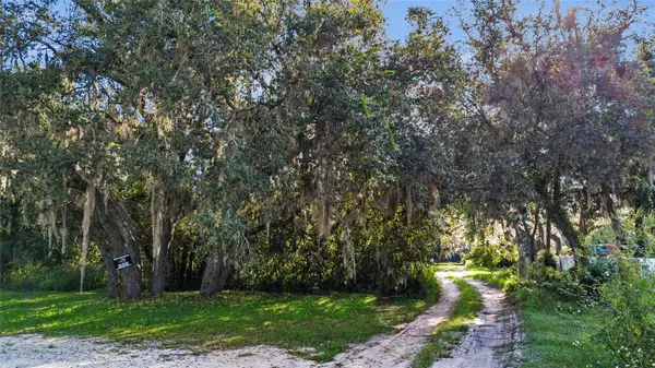 CASAURINA RD, Lady Lake, FL 32159