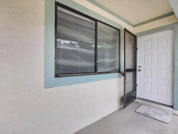 724 LAKESIDE DR, Winter Springs, FL 32708
