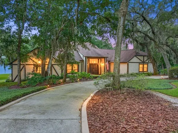 671 QUIETWATER CV, Altamonte Springs, FL 32701