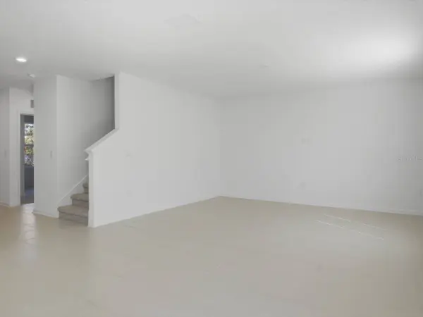1287 BLUE ASH LN, Deland, FL 32720