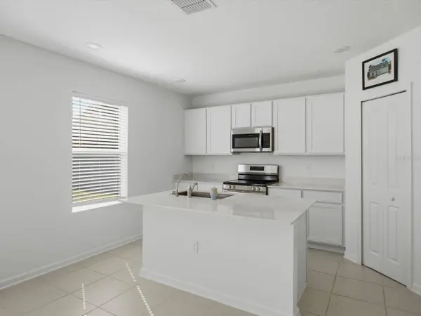 1287 BLUE ASH LN, Deland, FL 32720