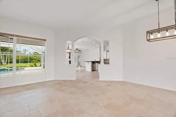 7832 PANTHER RIDGE TRL, Bradenton, FL 34202