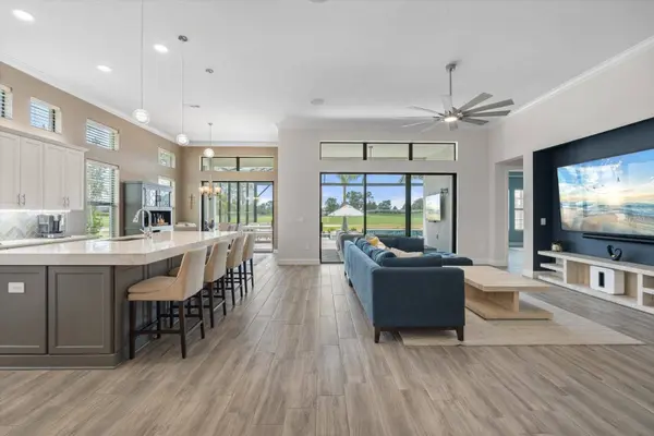 7606 WINDY HILL CV, Bradenton, FL 34202