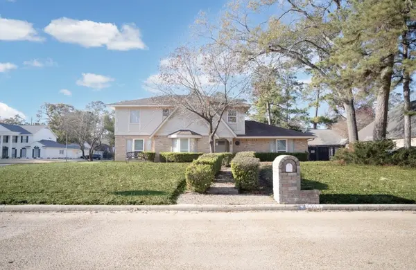 5412 Lodge Creek Dr, Houston, TX 77066-2539