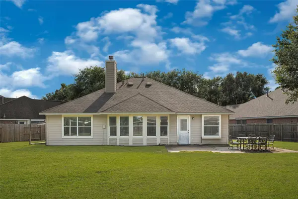 7102 Hollow Field LN, Cypress, TX 77433