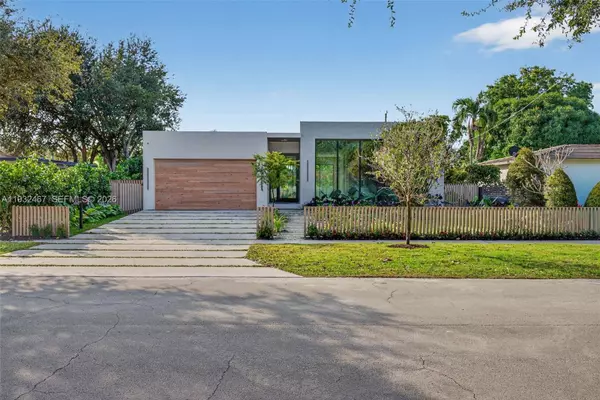 830 Oriole Ave, Miami Springs, FL 33166