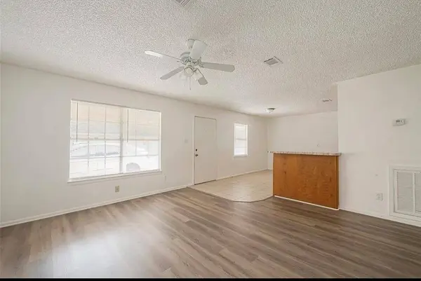 8430 Roundrock DR #1, Houston, TX 77049