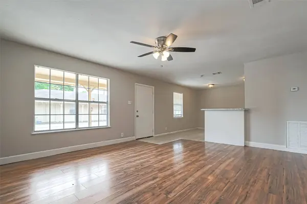 8430 Roundrock DR #1, Houston, TX 77049