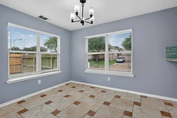 8023 Beech Meadow LN, Houston, TX 77083