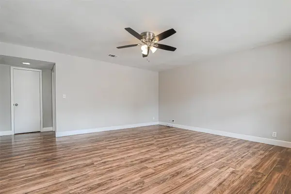8430 Roundrock DR #1, Houston, TX 77049