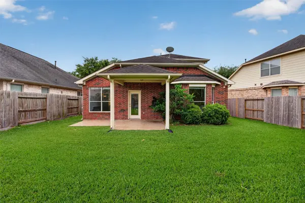 11407 Morning Brook DR, Pearland, TX 77584