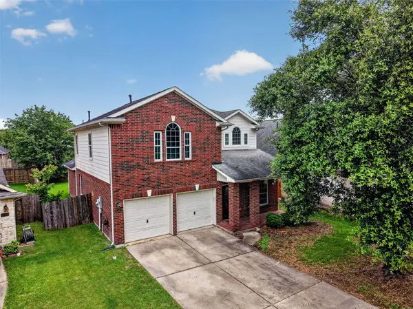 11407 Morning Brook DR, Pearland, TX 77584