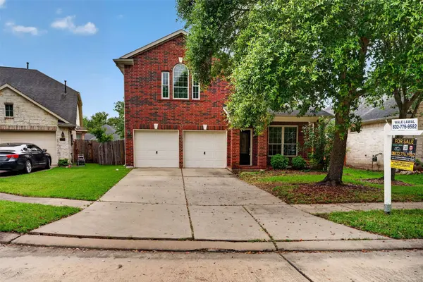 11407 Morning Brook DR, Pearland, TX 77584