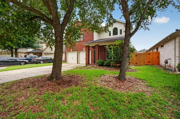 11407 Morning Brook DR, Pearland, TX 77584