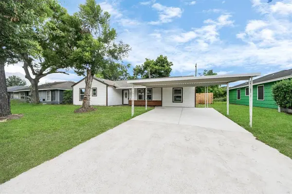 5634 Beldart ST, Houston, TX 77033