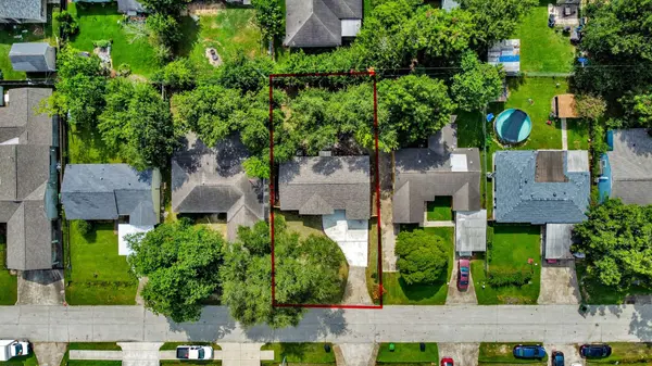 10118 Cathedral DR, Houston, TX 77051