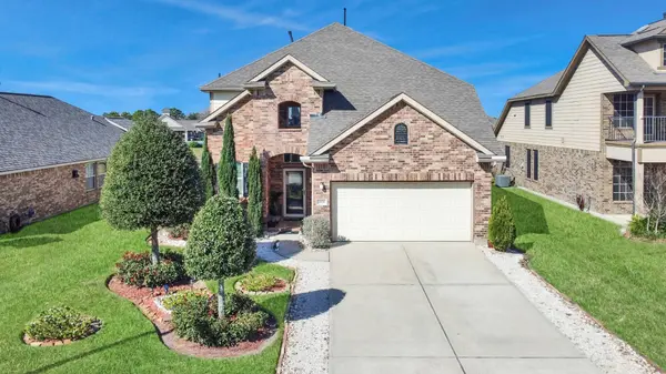2870 Ginger Cove LN, Dickinson, TX 77539