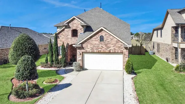 2870 Ginger Cove LN, Dickinson, TX 77539