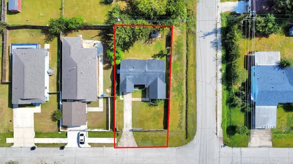 10209 Cathedral DR, Houston, TX 77051