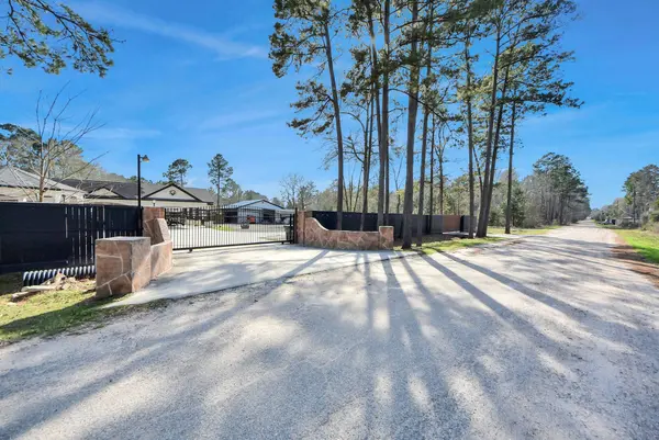 26090 Cornwall, New Caney, TX 77357